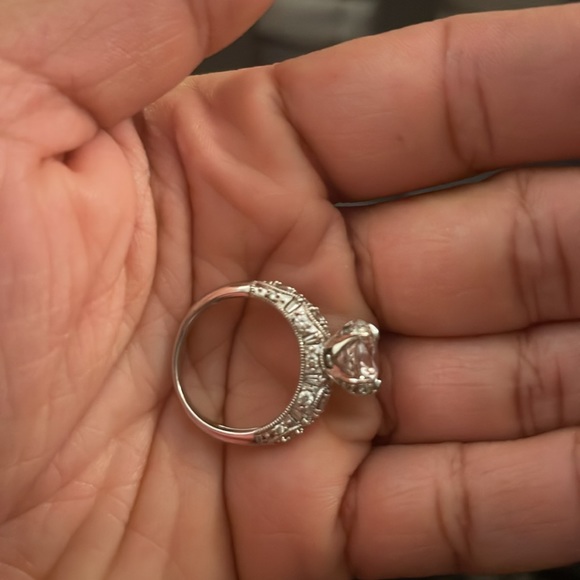 Silver ring - Picture 3 of 4